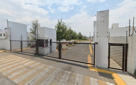 CASA EN VENTA EN CERRO DE LA ESTRELLA