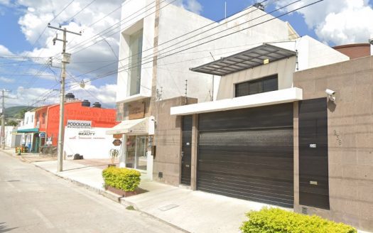 CASA EN REMATE EN OJO DE AGUA